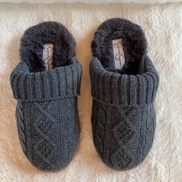 Jessica Simpson // Slippers - Picture 2 of 4